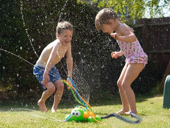 Super divertissement pour tout le jardin