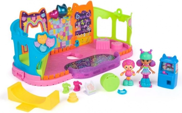 La Maison des Chats de GABBY – chambre de fête avec skatepark et figurines