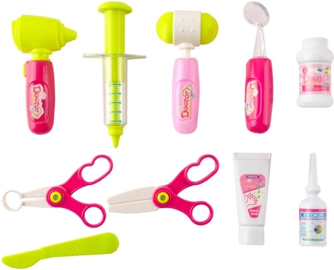 Nombreux accessoires pour petit médecin