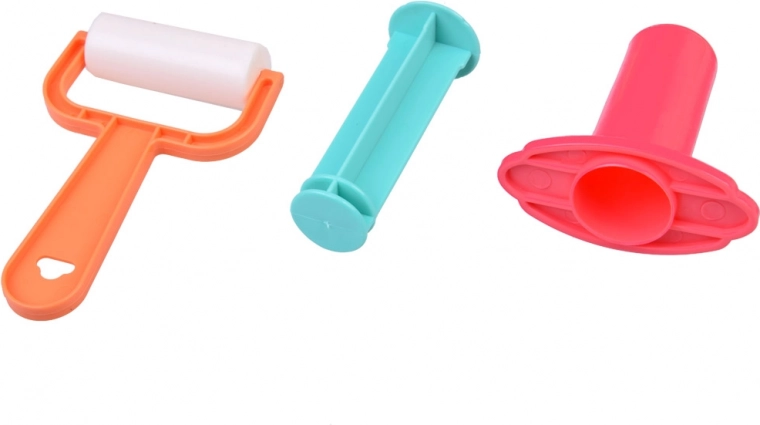 Des outils pratiques comme pour une vraie pâtisserie