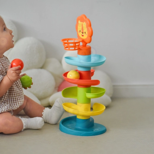 Panier avec petit lion pour entraîner la précision