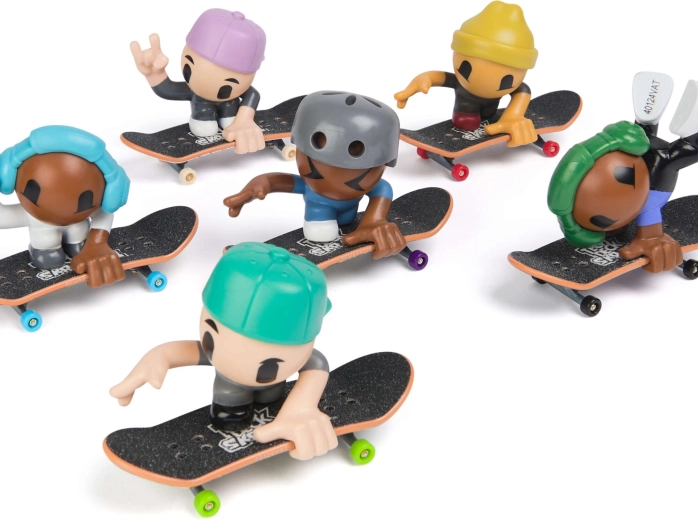 Collectionne et combine ta SK8 Crew