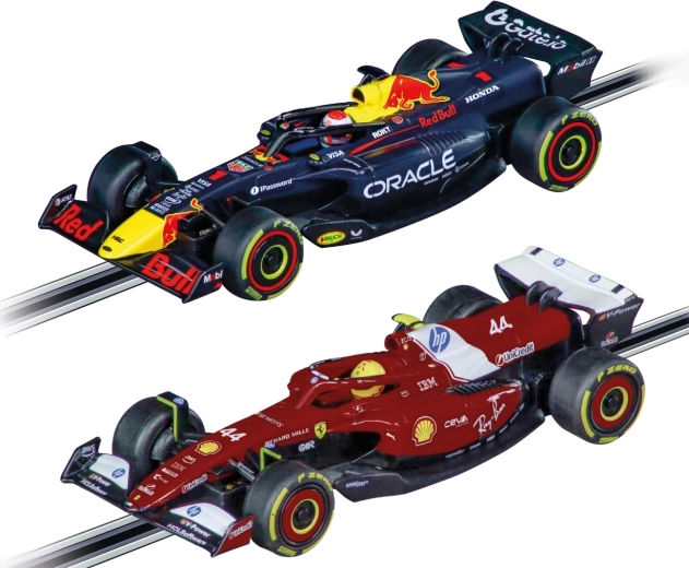 Deux voitures de Formule 1 sous licence