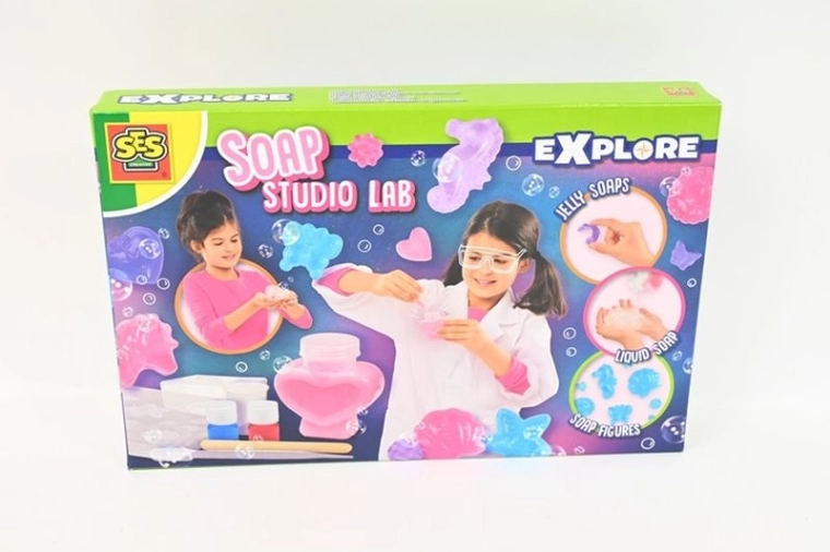 SES Creative Studio lab – fabrication de savons