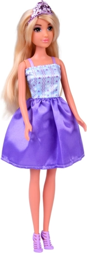 Poupée prête pour le défilé