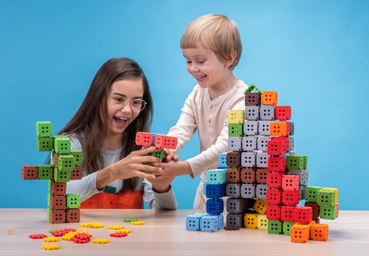 Stimule la créativité et le développement des compétences