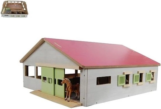 Écurie pour chevaux avec trois box et manège