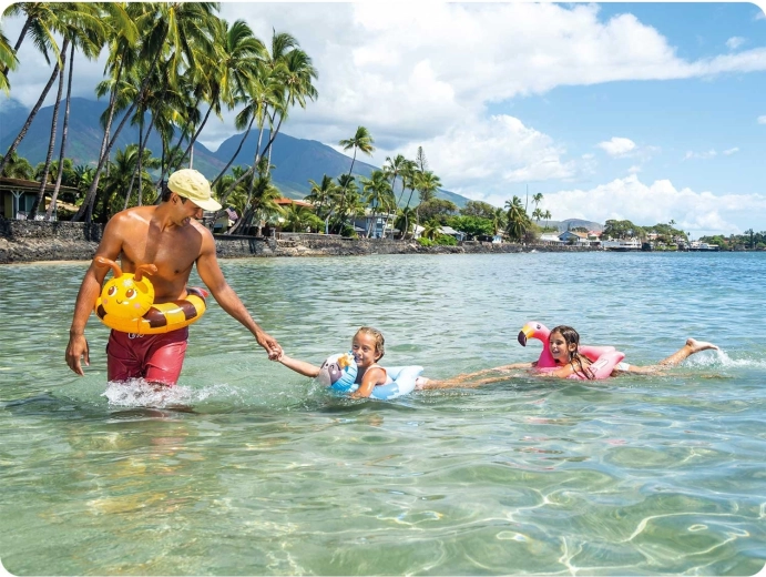 Amusement à la piscine comme en mer