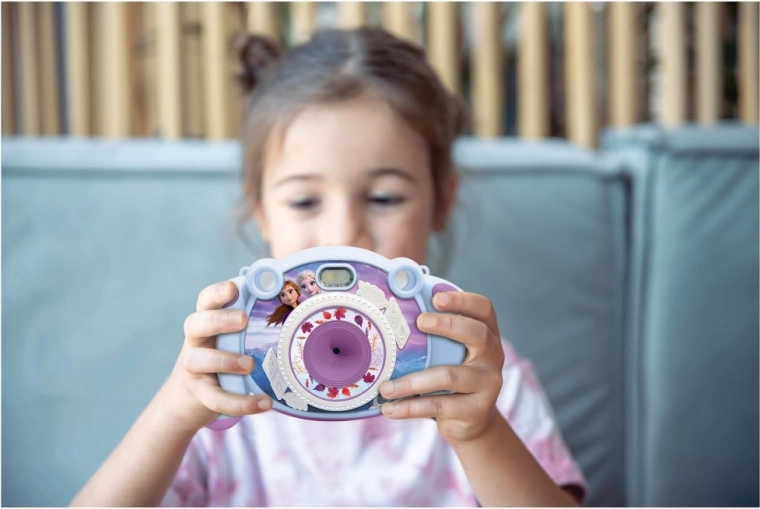 Design Frozen et prise en main confortable pour les enfants