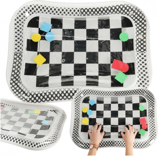Jouet d'eau contrasté pour enfants - Échiquier noir et blanc 65x50 cm