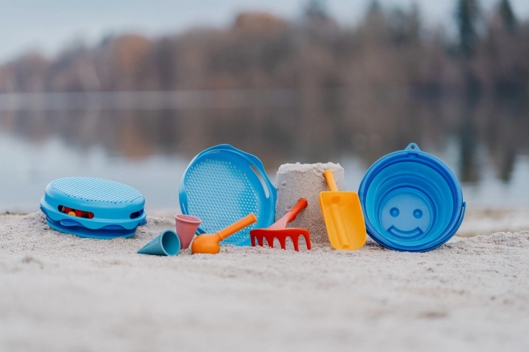 Équipement 7-en-1 pour jouer à la plage et dans le bac à sable