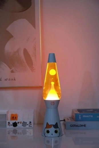 Dimensions compactes pour bureau et étagère