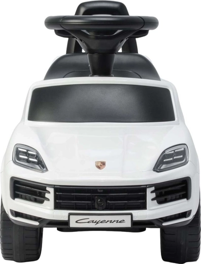 Design Porsche Cayenne et détails réalistes