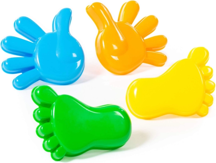 Empreintes créatives de mains et de pieds