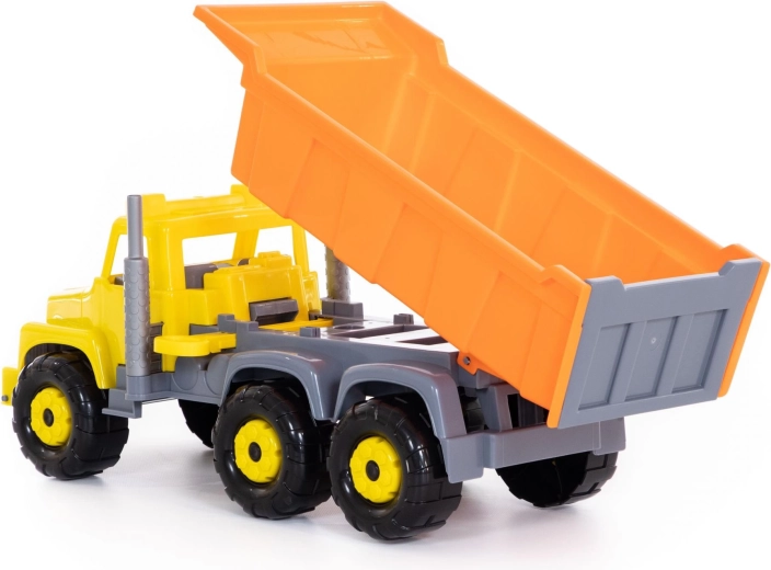 Benne basculante avec hayon arrière ouvrant