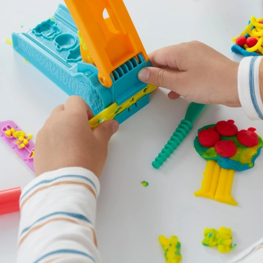 Trois couleurs Play-Doh