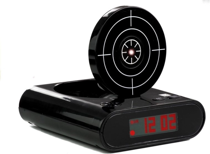 Vise, tire et éteins le réveil