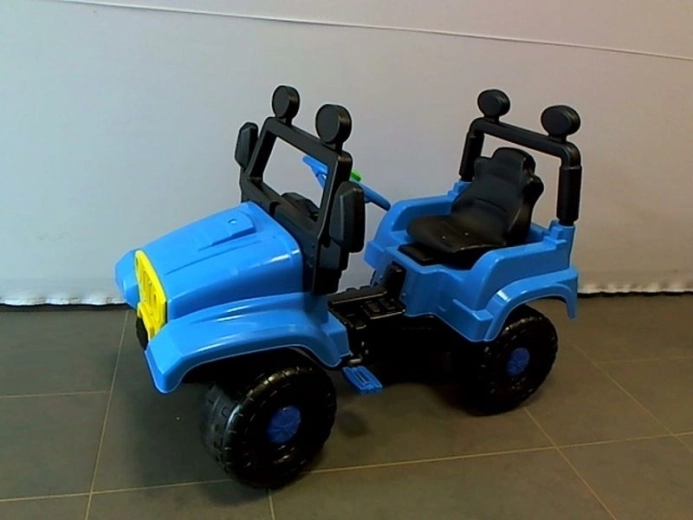Voiture à pédales tout-terrain 43409