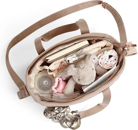 Organisation bien pensée avec 9 poches