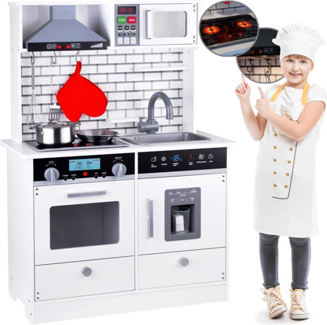 Grande cuisine en bois avec lumières et sons