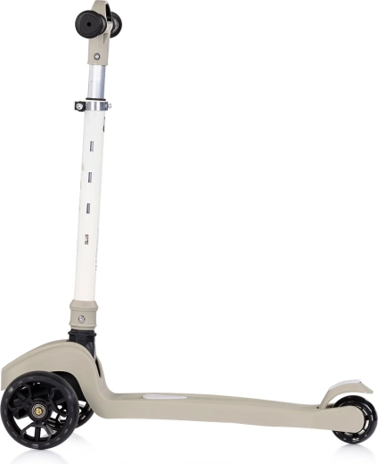 Évolue avec l’enfant grâce au guidon réglable