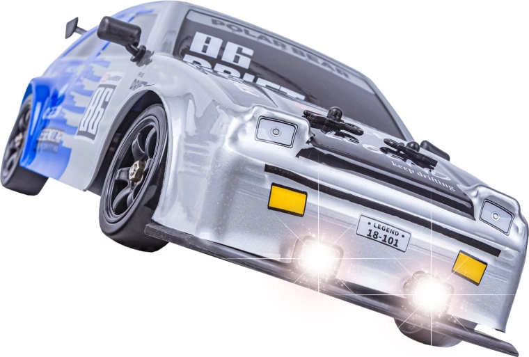 Lumières LED et carrosserie sportive