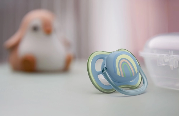 Tétine orthodontique en silicone souple