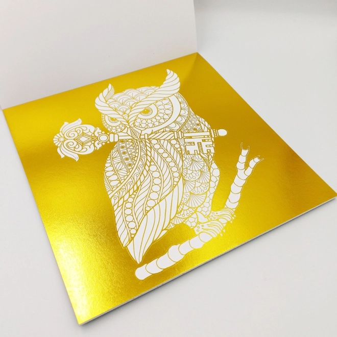 Livre de coloriage avec motifs métalliques or/argent