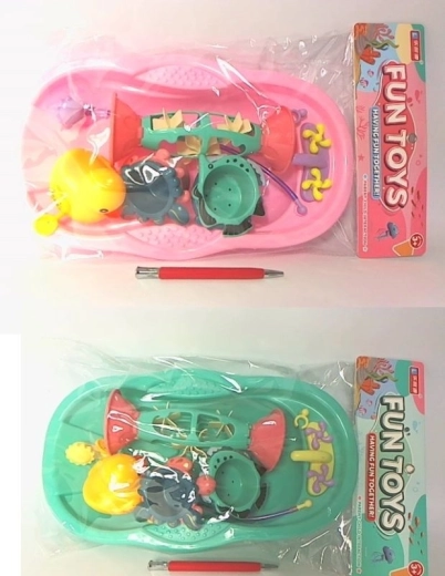 Baignoire avec set de jouets de bain