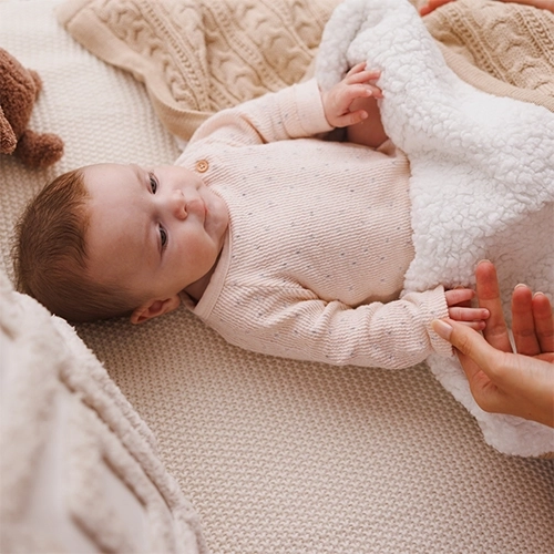 Douce pour la peau sensible de bébé