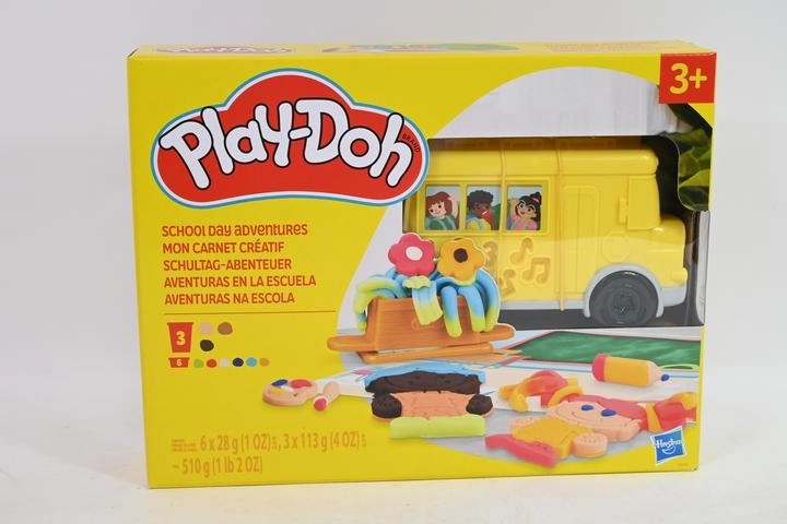 Bus scolaire Play-Doh avec pâte à modeler
