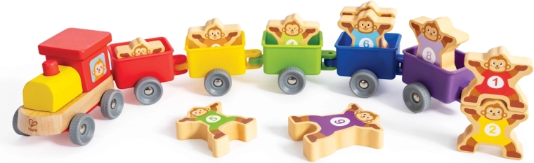 Petit train avec singes et chiffres