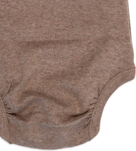 Plus d’espace pour la couche et des jambes confortables