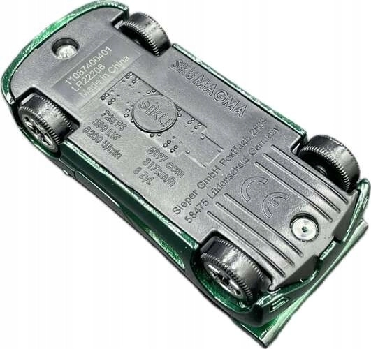 Combinaison robuste de métal et de plastique