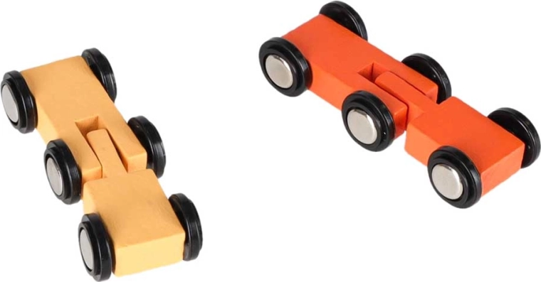 2 petites voitures à construction segmentée