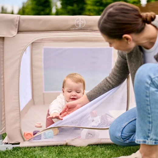 Deux entrées zippées pour un mouvement autonome
