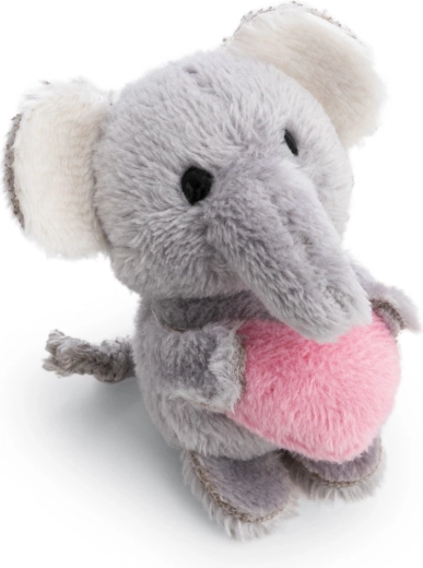Bébé éléphant avec un cœur rose