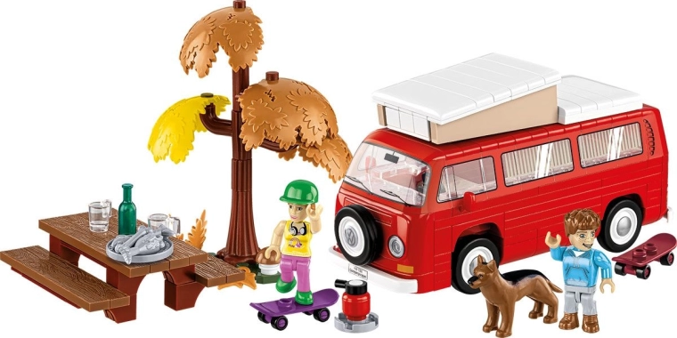 Scène de camping pleine d’accessoires