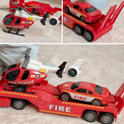 Trois véhicules de secours dans un seul set