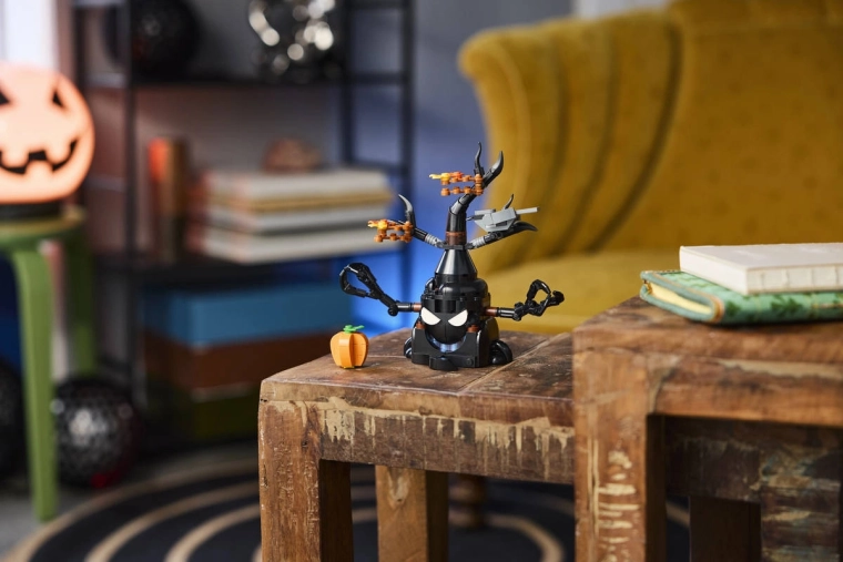 Un jouet et une décoration d’Halloween