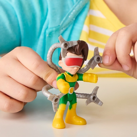 Figurine articulée pour des poses d’action