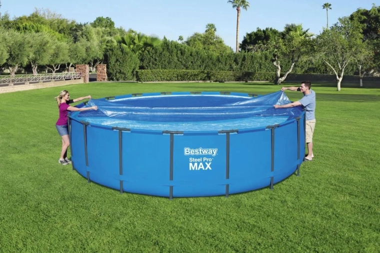 Une eau de piscine plus propre