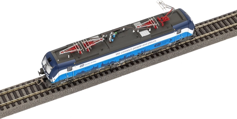 Finition détaillée et pantographes fonctionnels