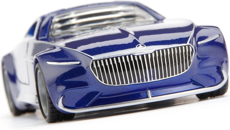 Carrosserie métallique et détails réalistes