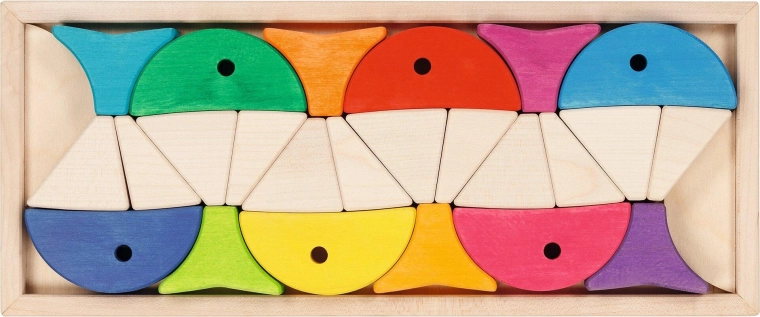 Jeu de tri en bois des couleurs et des formes avec des poissons (24 pièces)
