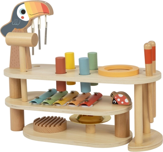 Une petite table de concert pleine de sons