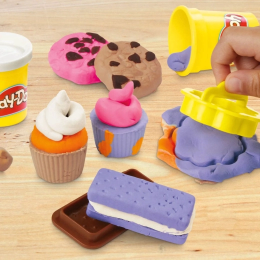 Jeu créatif de petits chefs