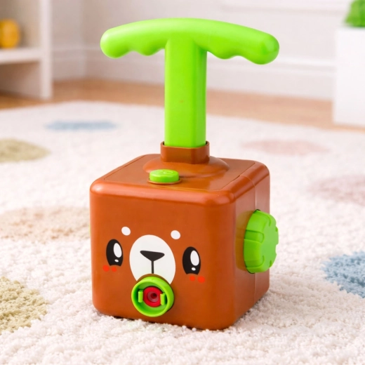 Adorable pompe ours pour petites mains