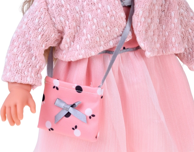 Corps souple et accessoires élégants