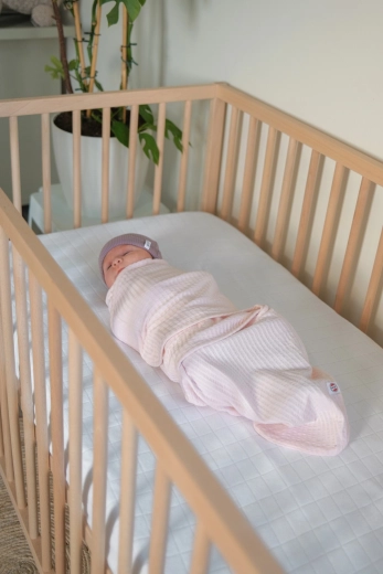 Convient de la naissance jusqu’à environ 4 mois